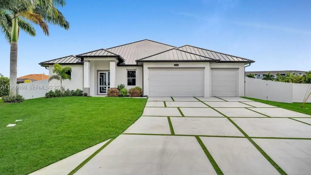 Photo of Listing #A11960659