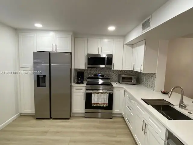 Photo of Listing #A11961188