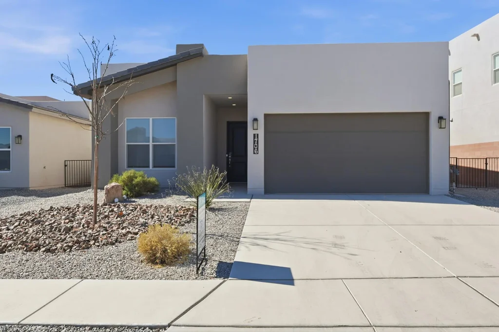 1706 Tesoro Loop Nw, Los Lunas