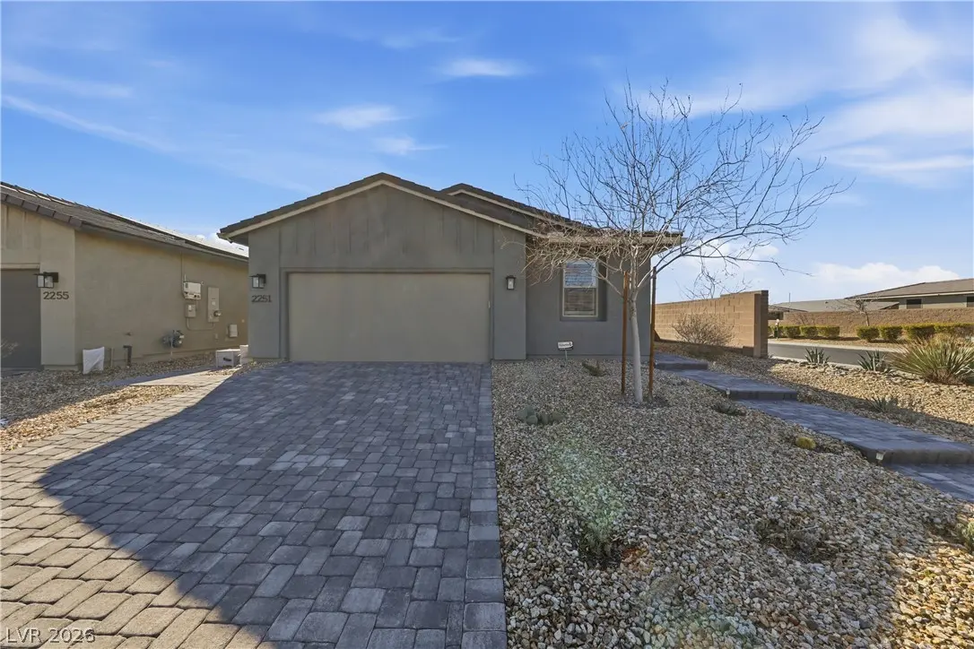 Photo of Listing #2754882