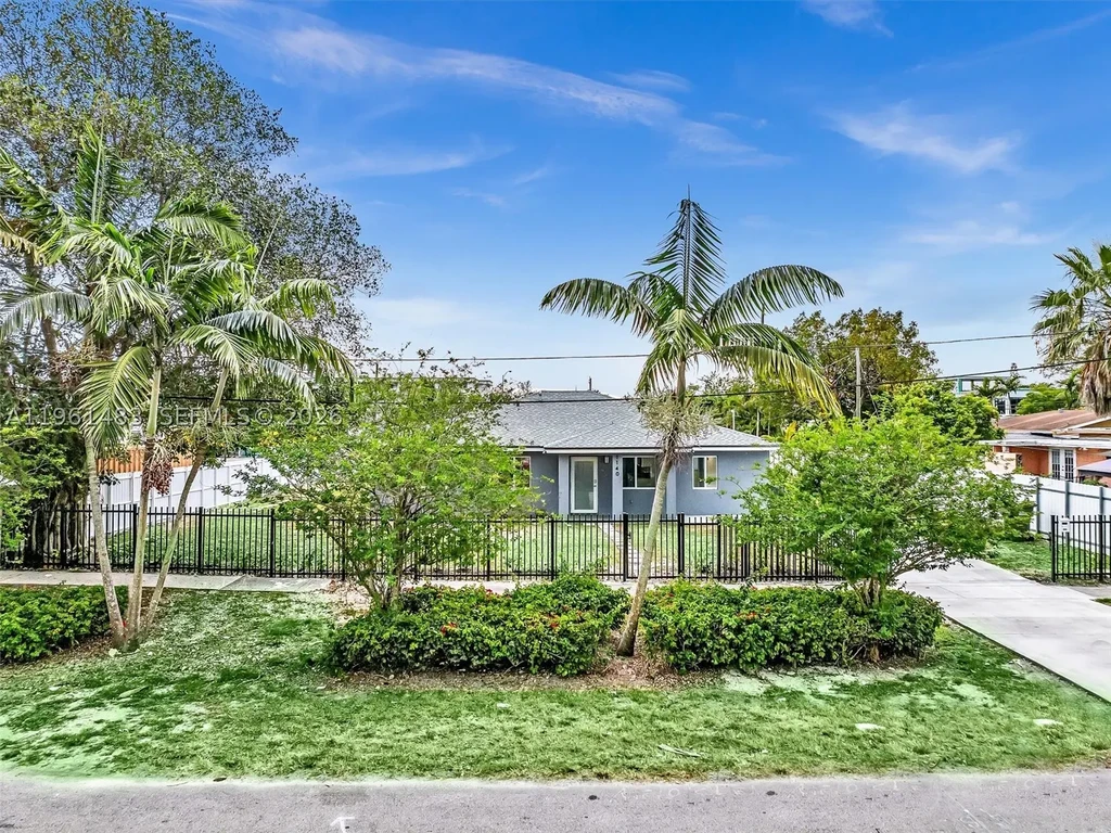 1140 Ne 139th St, North Miami