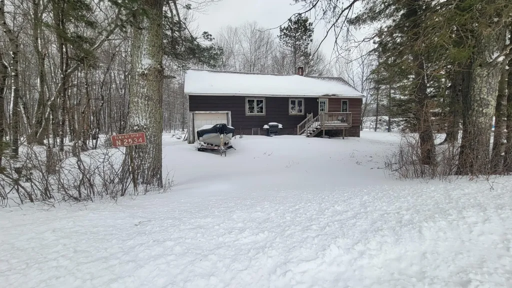 N2534 West Rd, Brantwood