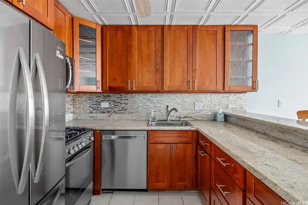 (unit #904) 2452 Tusitala Street, Honolulu