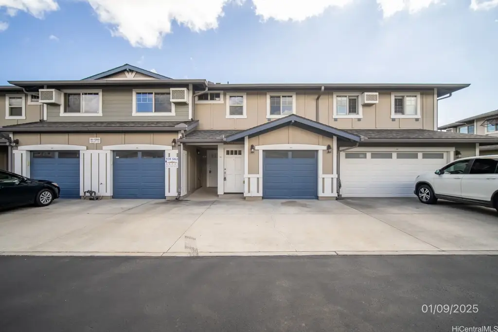 91-1269 Kamaaha Avenue # 303, Kapolei