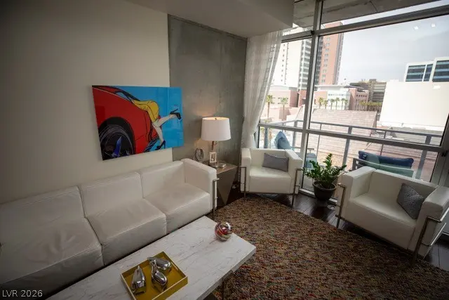 353 E Bonneville Avenue 511, Las Vegas