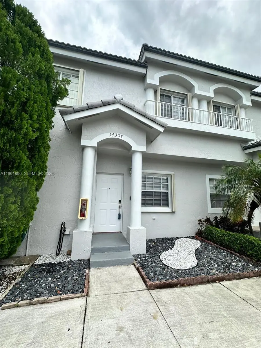 Photo of Listing #A11961880