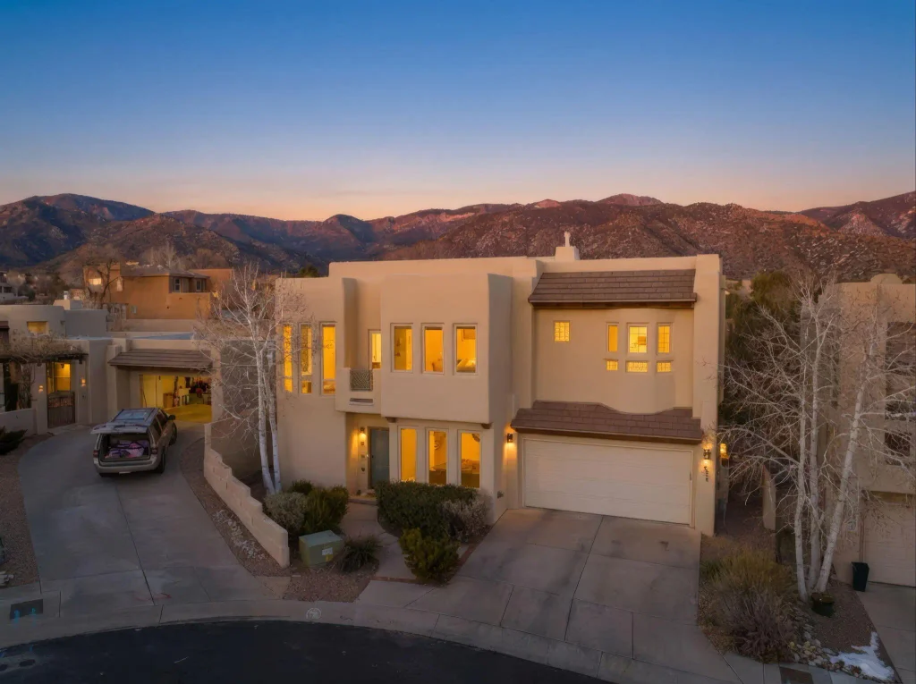 6316 Calla Lily Circle Ne, Albuquerque