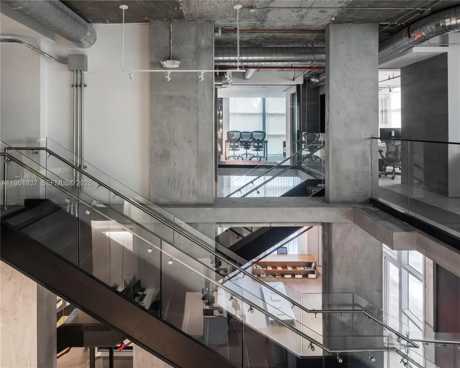 Photo of Listing #A11961937