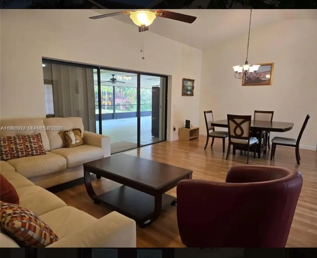 Photo of Listing #A11961992