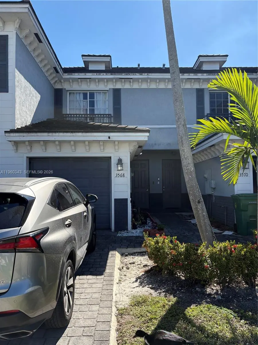 3568 Nw 13th St, Lauderhill