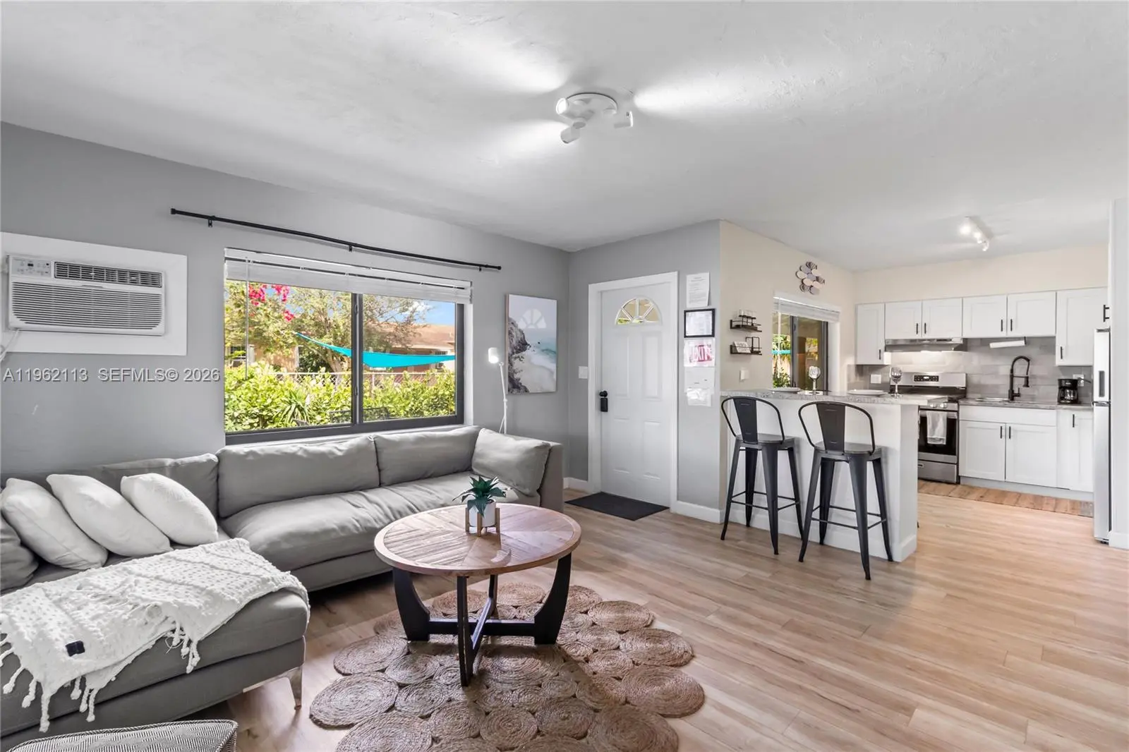 Photo of Listing #A11962113