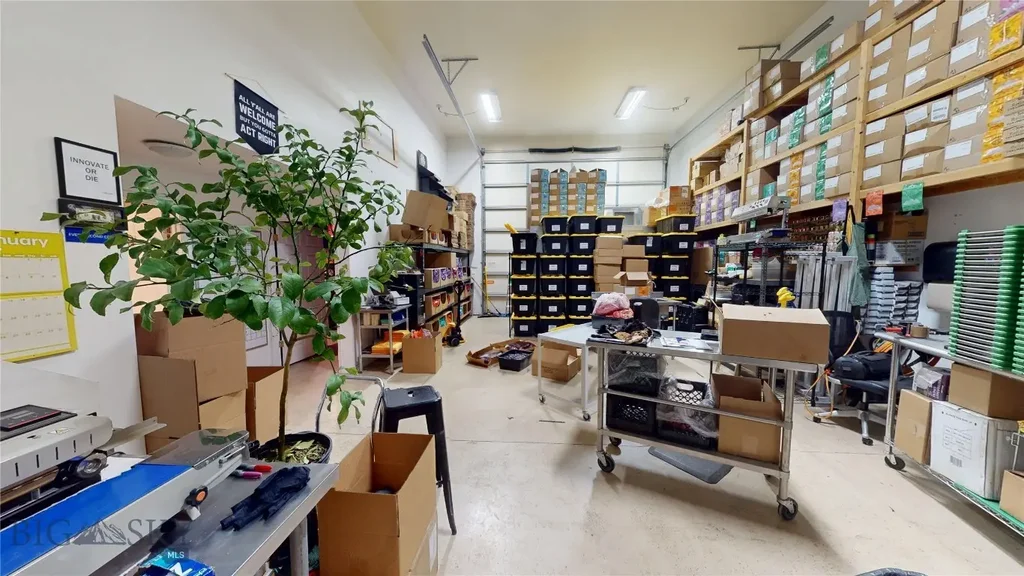 30 Shawnee Way E, Bozeman