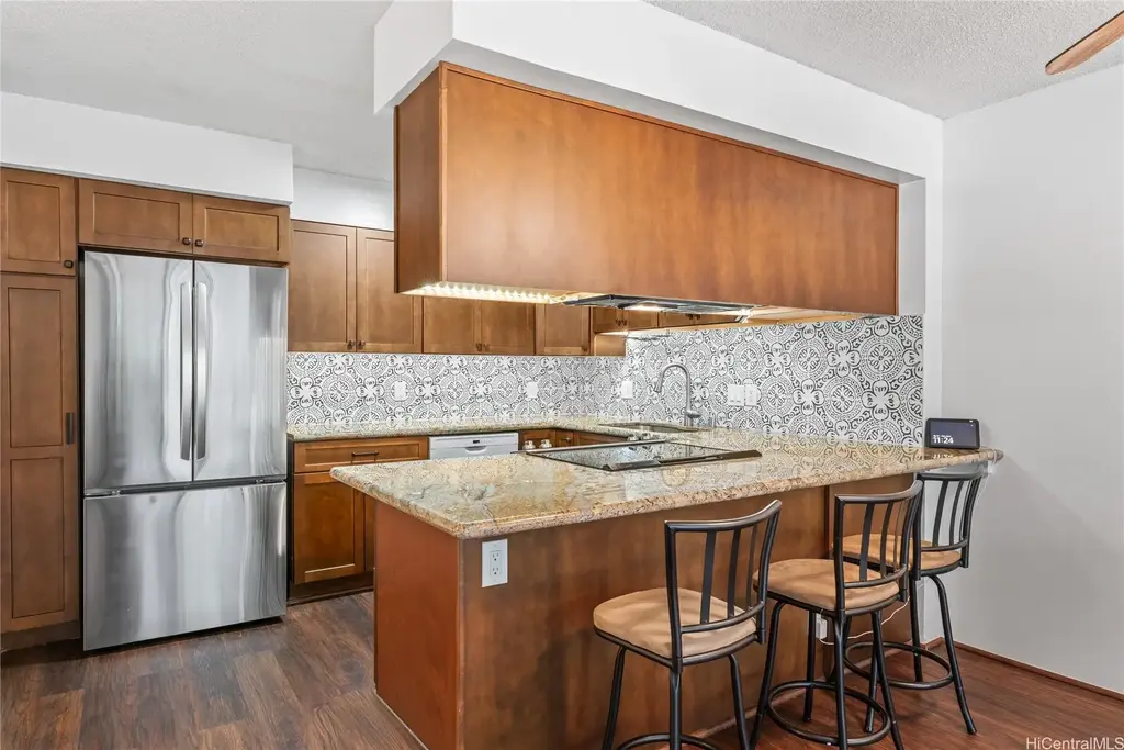 (unit #325) 3138 Waialae Avenue, Honolulu
