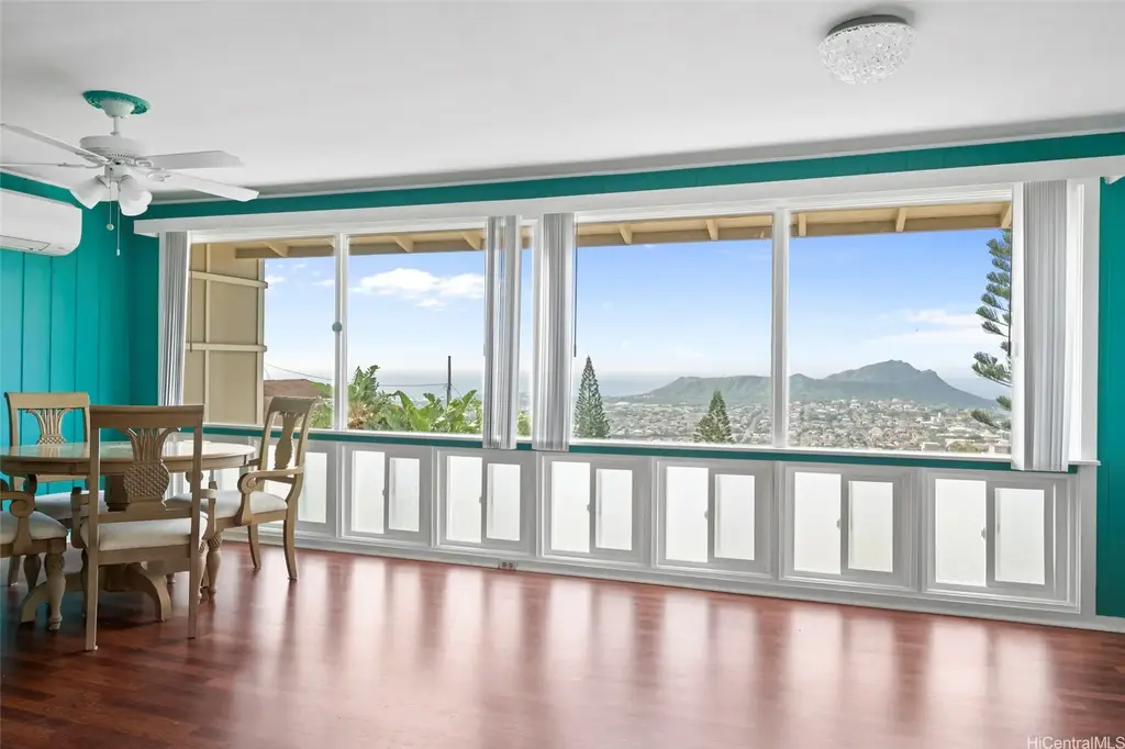 3925 Nioi Place, Honolulu