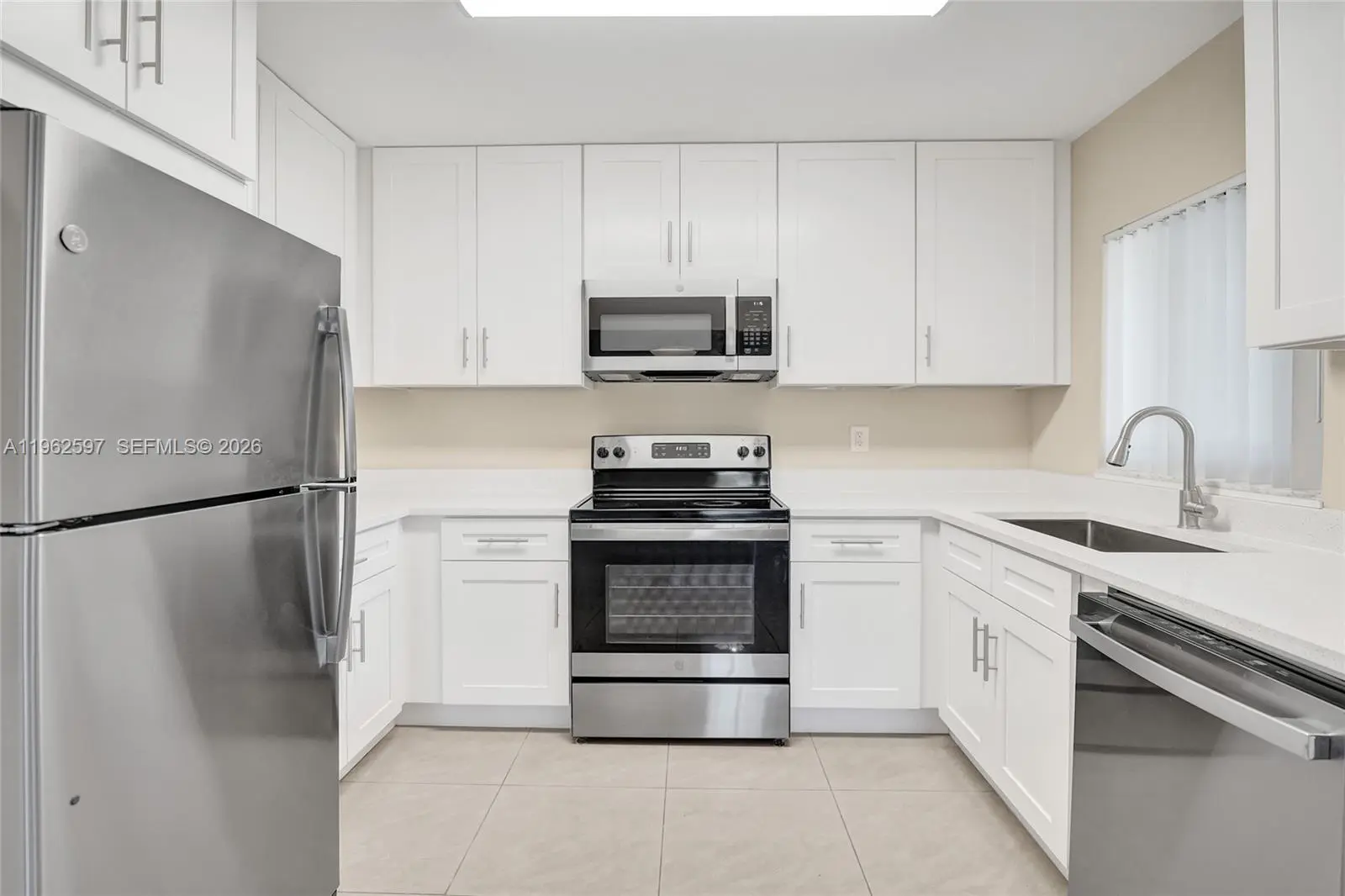 Photo of Listing #A11962597