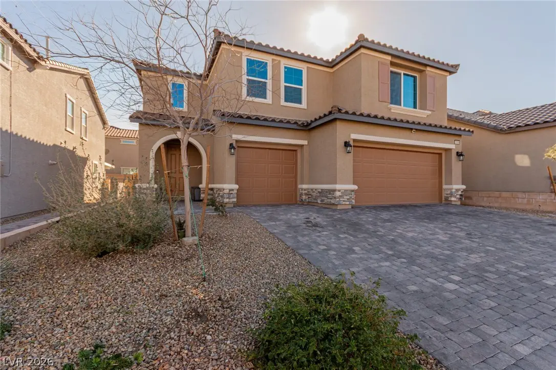 Photo of Listing #2755115