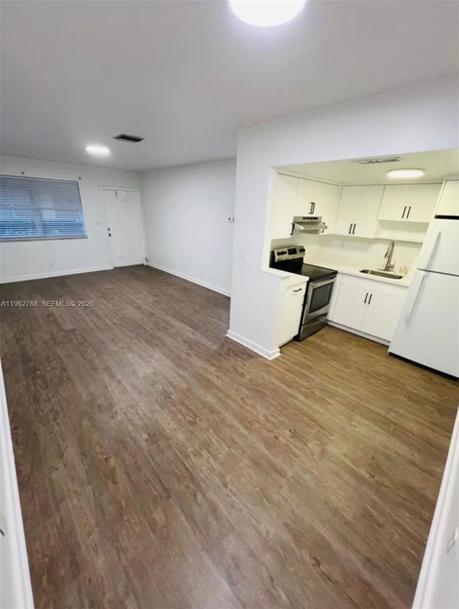 Photo of Listing #A11962768