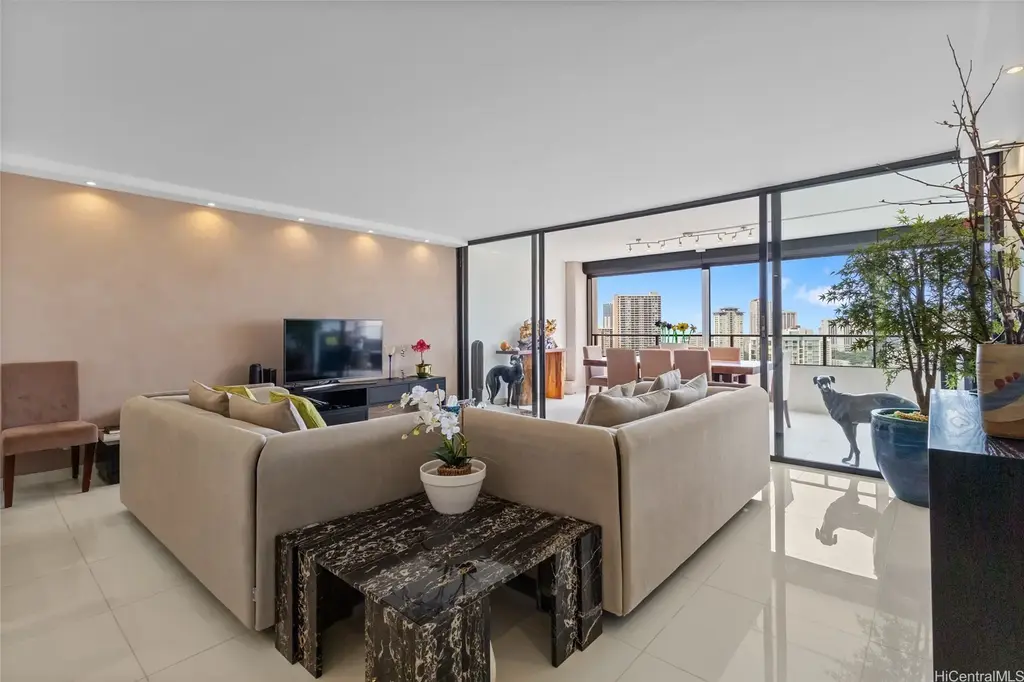 583 Kamoku Street # Dh/2807, Honolulu