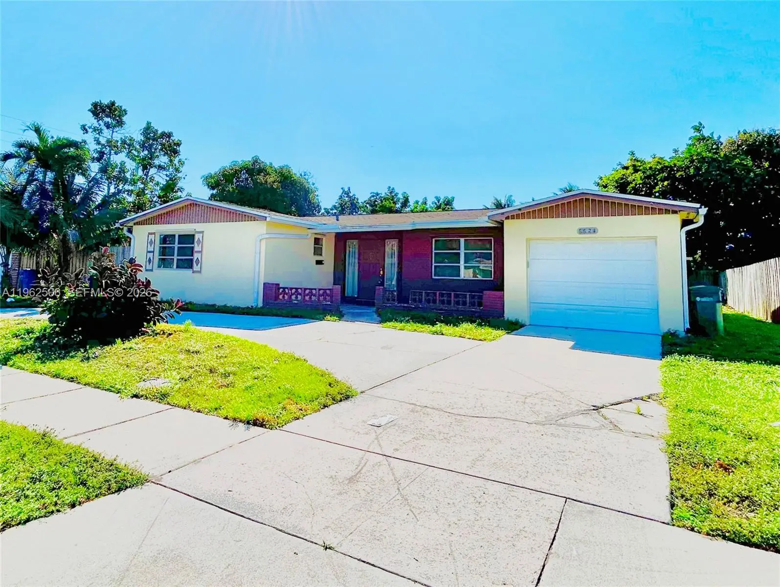 Photo of Listing #A11962506