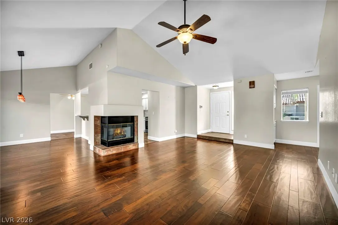 Photo of Listing #2755238