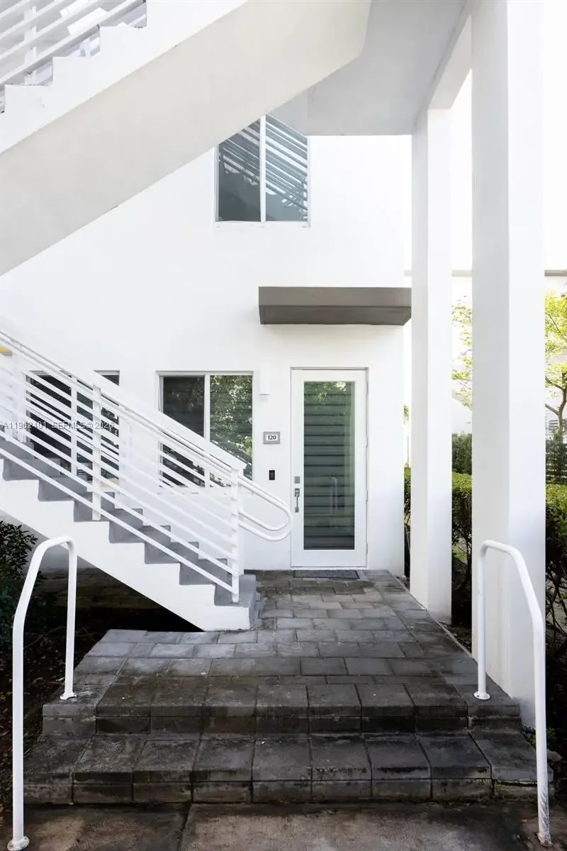 Photo of Listing #A11962401