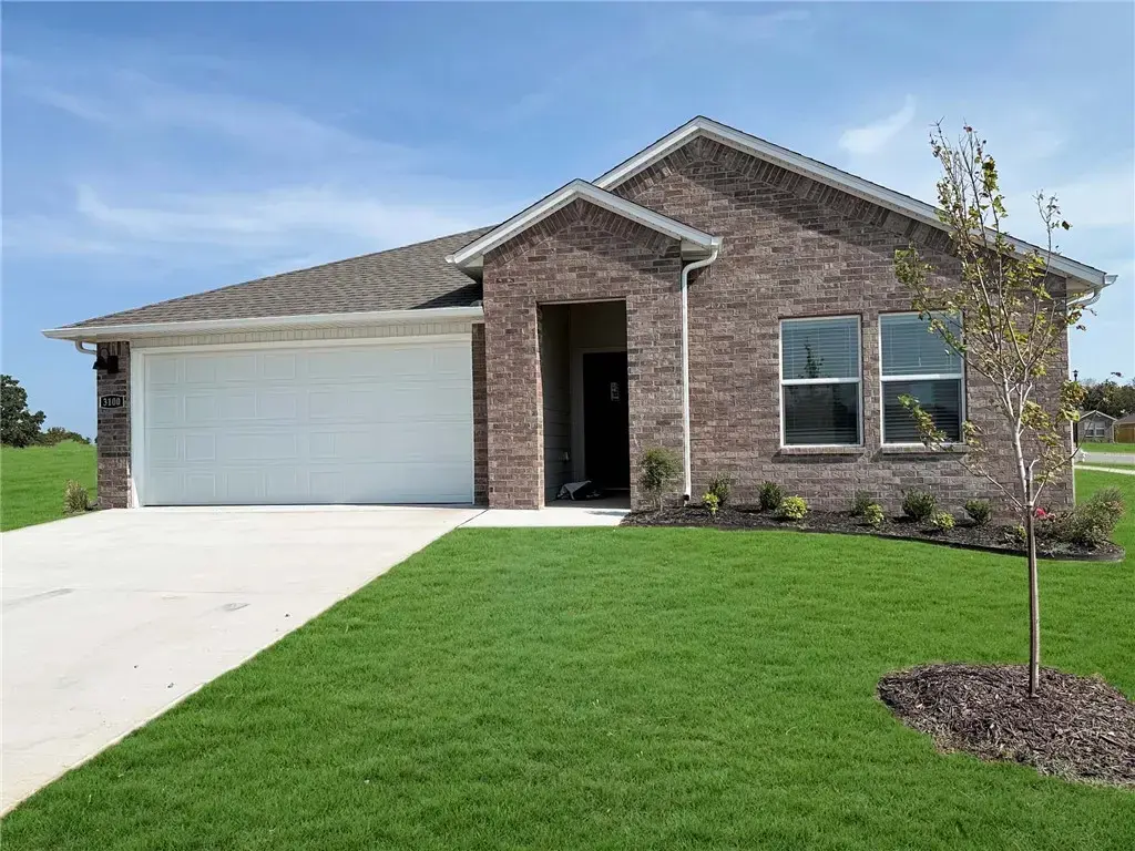3100 Amarillo Way, Centerton