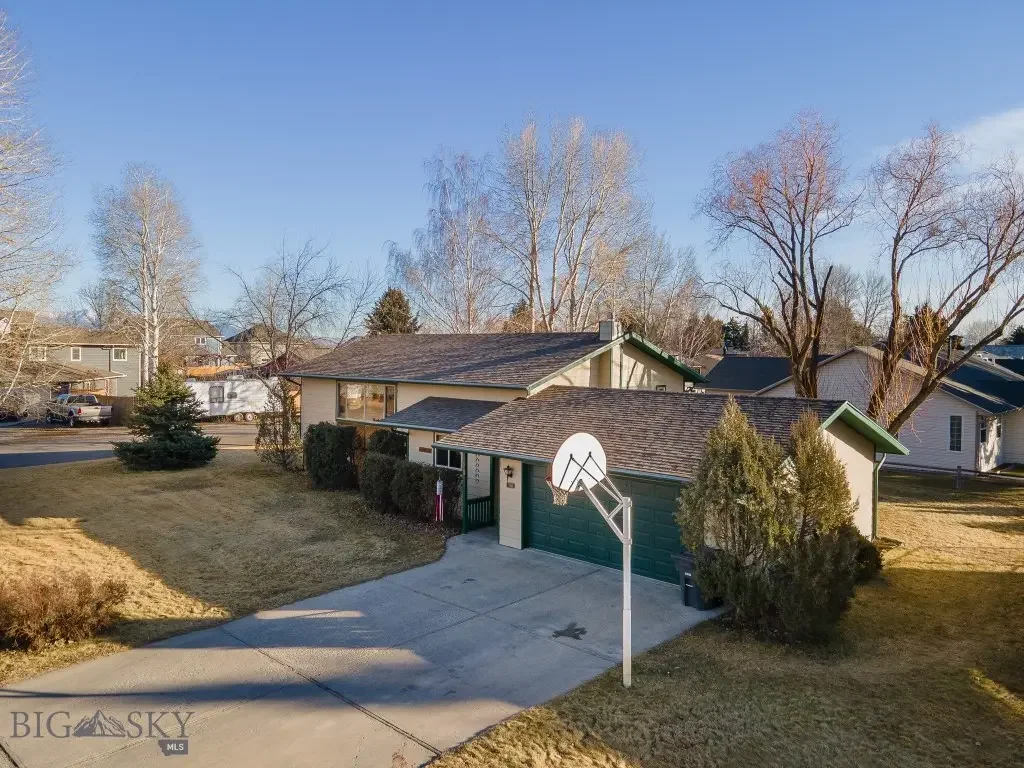 510 E Fulton Avenue, Manhattan