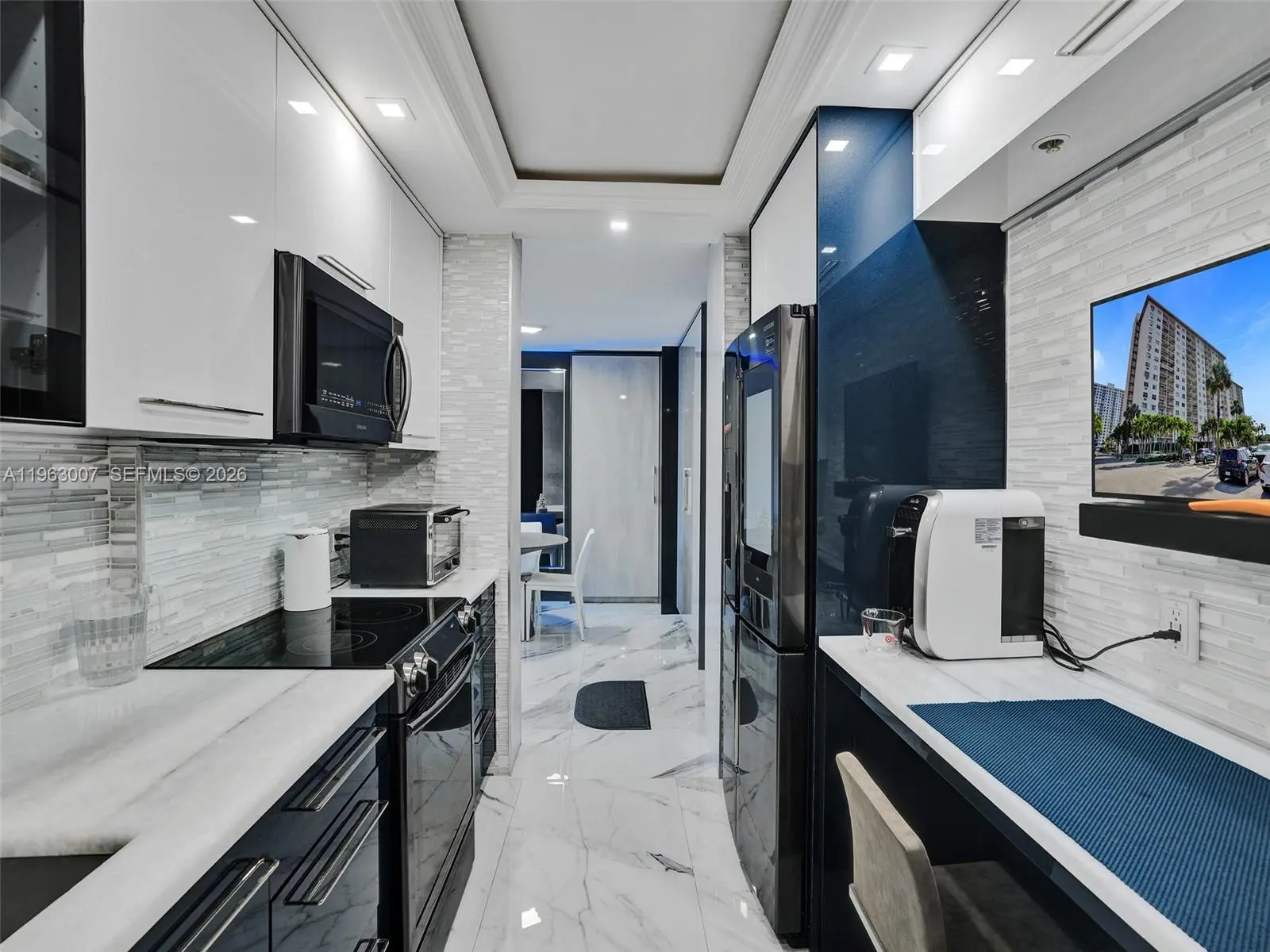 Photo of Listing #A11963007