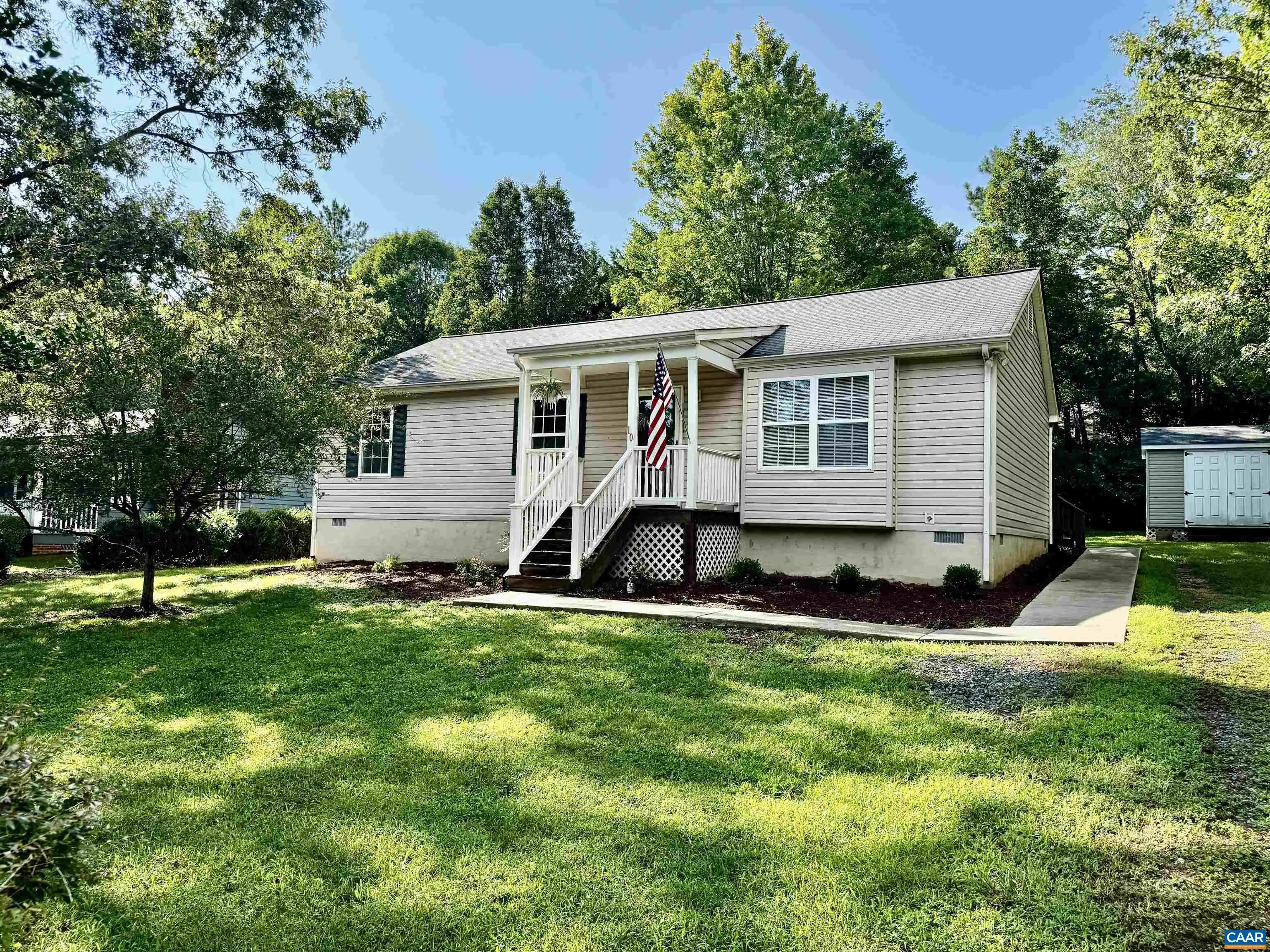 10 Loblolly Rd, Palmyra