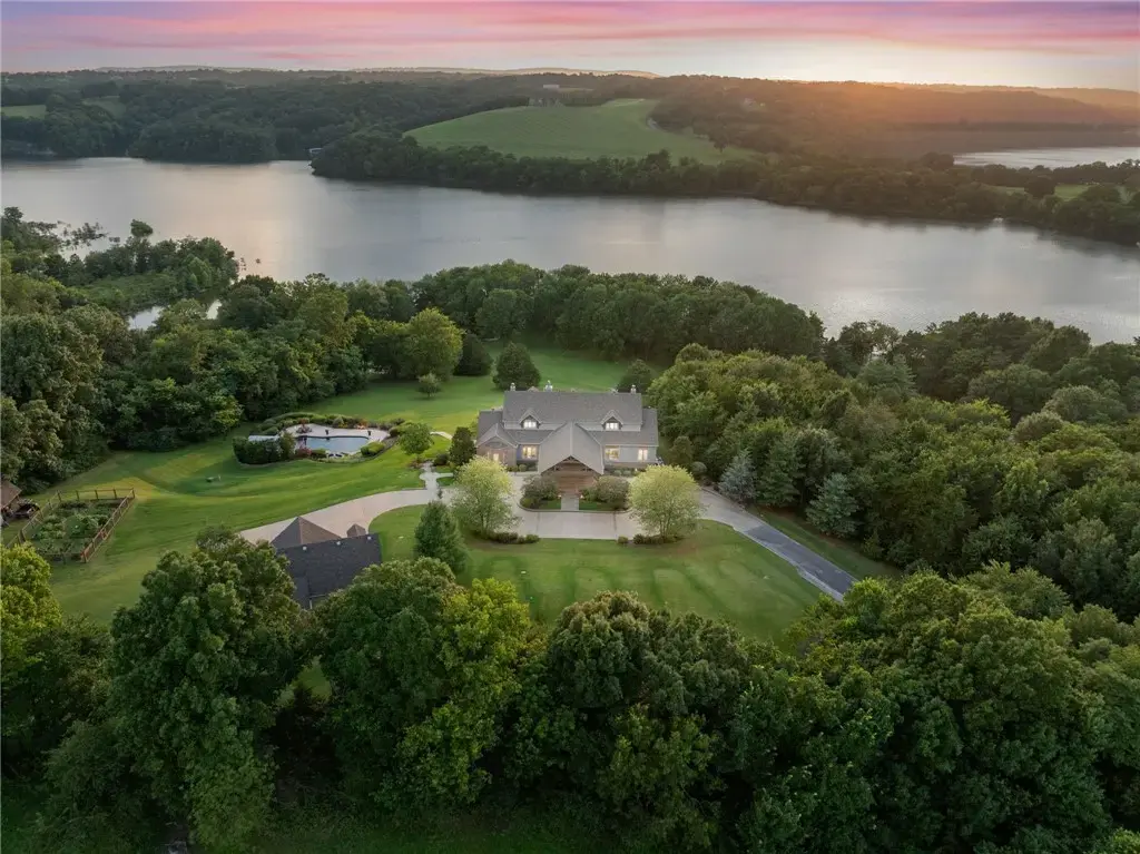 22631 Jennings Drive, Springdale