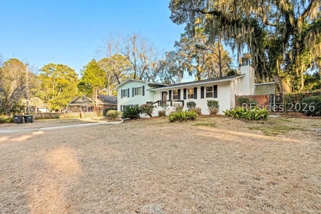 505 Center Drive W, Beaufort
