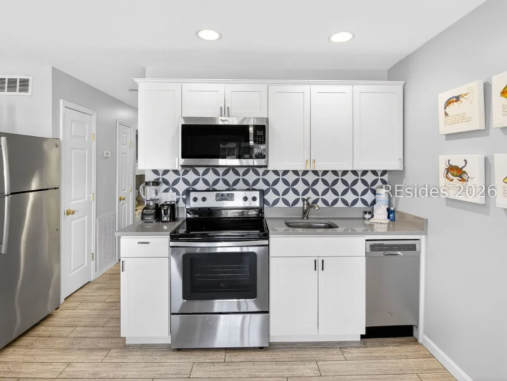 40 Folly Field Road B215, Hilton Head Island