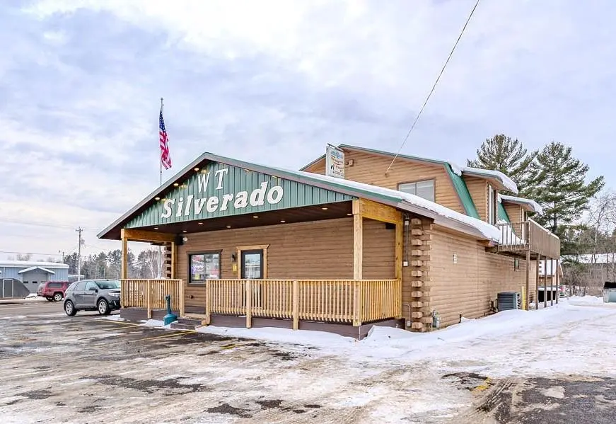 705 4th St N, Merrill