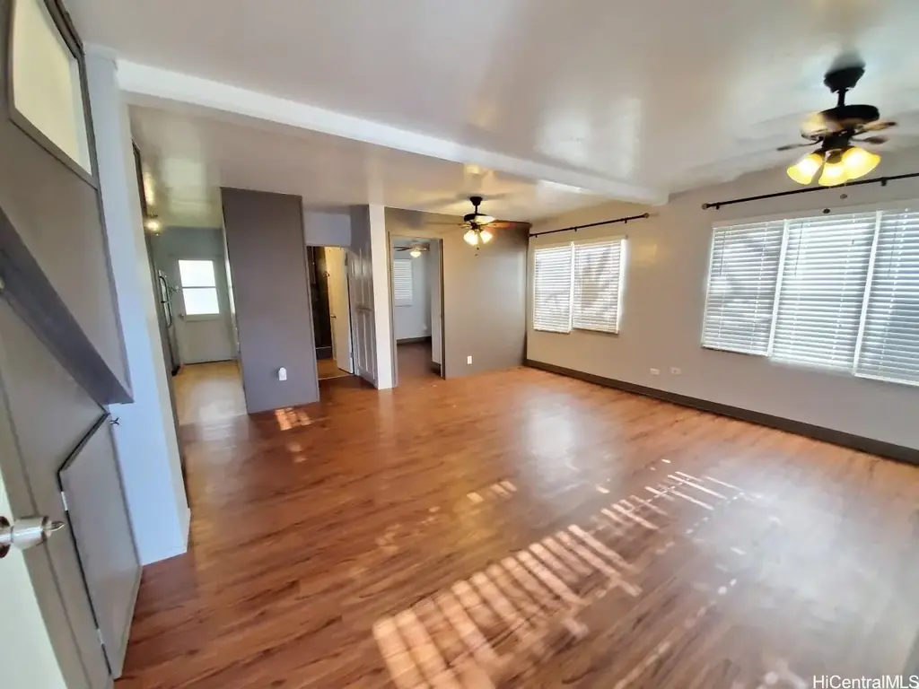 1164 Hoihoi Avenue, Wahiawa