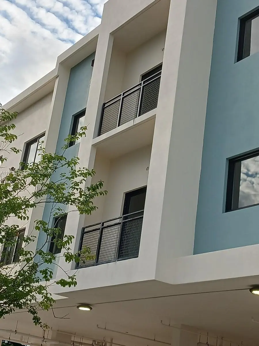 Photo of Listing #A11963946