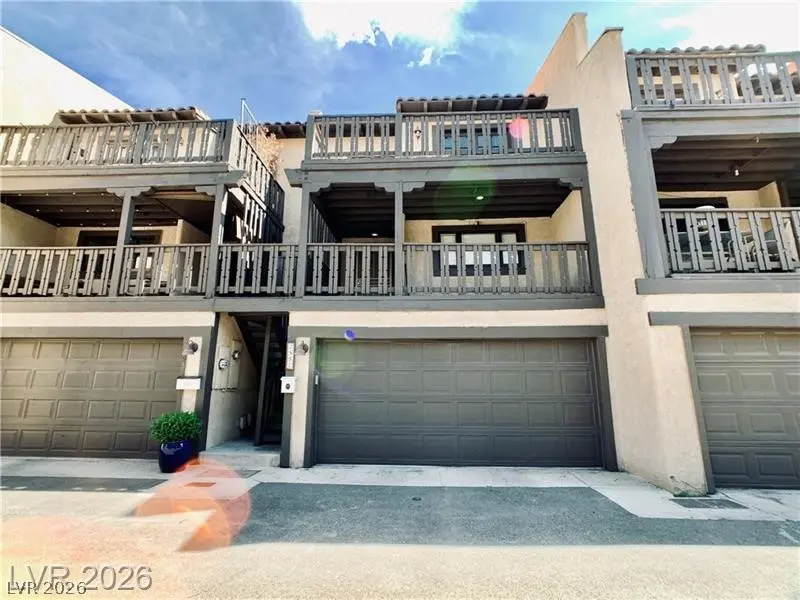 Photo of Listing #2755615