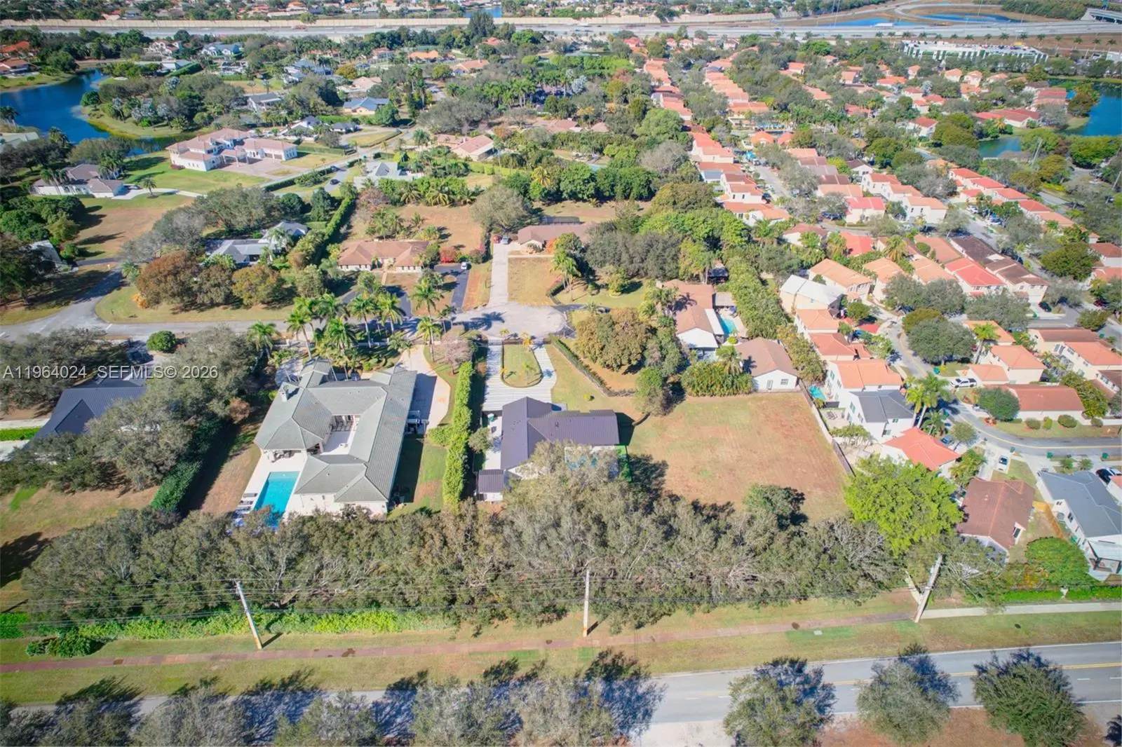 Photo of Listing #A11964024