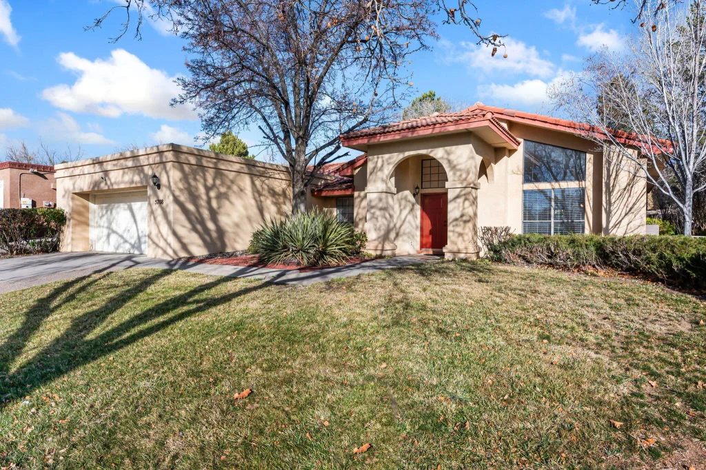 5708 Elderberry Court Ne, Albuquerque