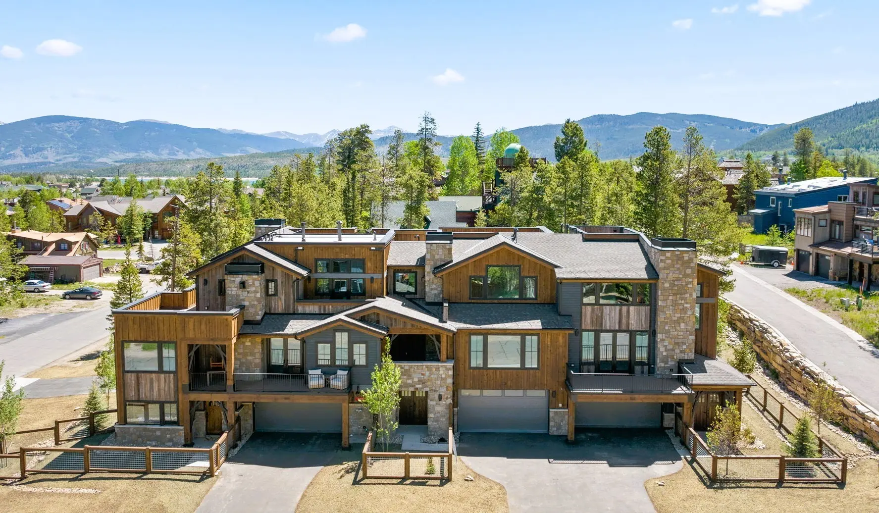 310 S 3rd Avenue, Frisco
