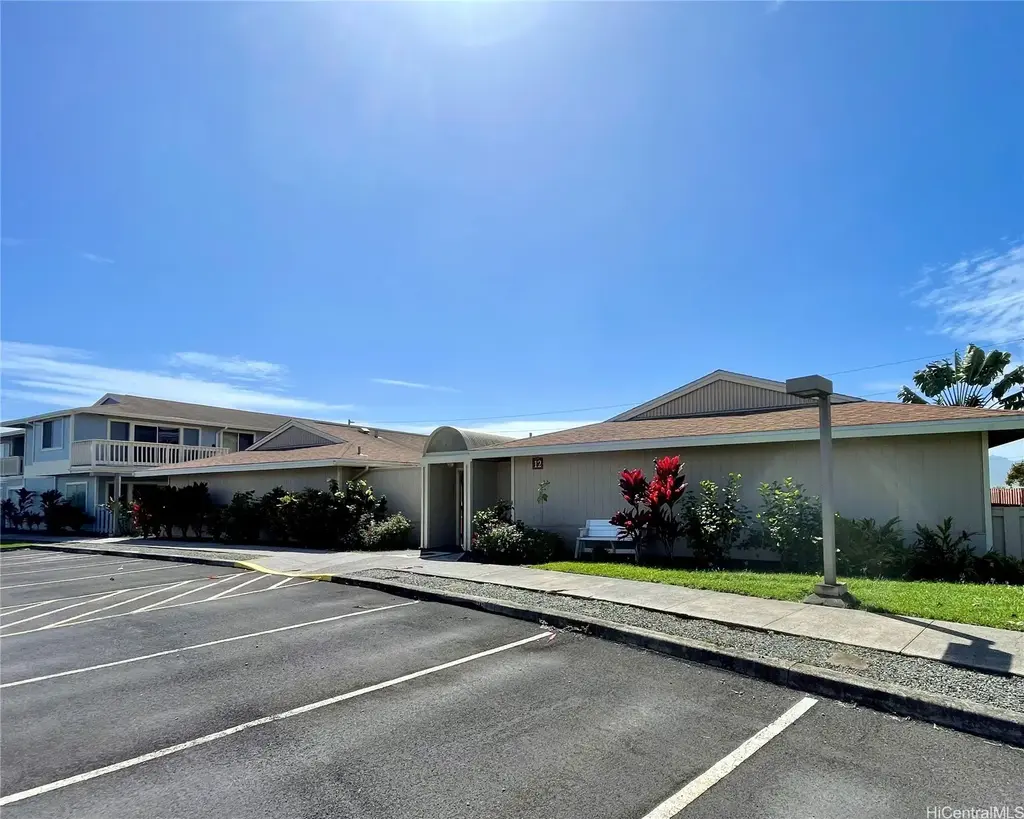 95-1050 Makaikai Street # 12d, Mililani