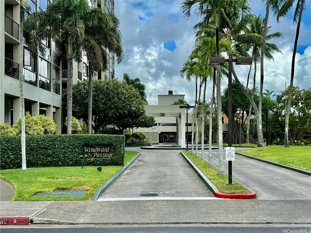 322 Aoloa Street # Ph-5, Kailua