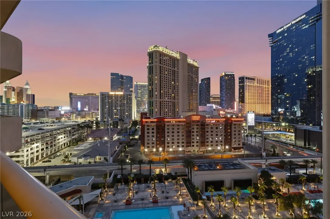 135 E Harmon Avenue 1021, Las Vegas