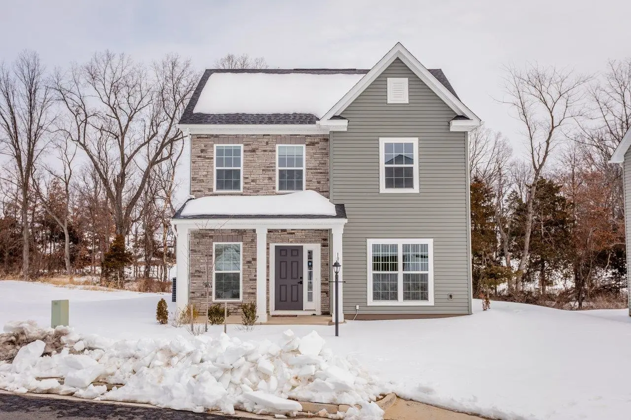 10615 Whispering Pine Ln, Mcgaheysville