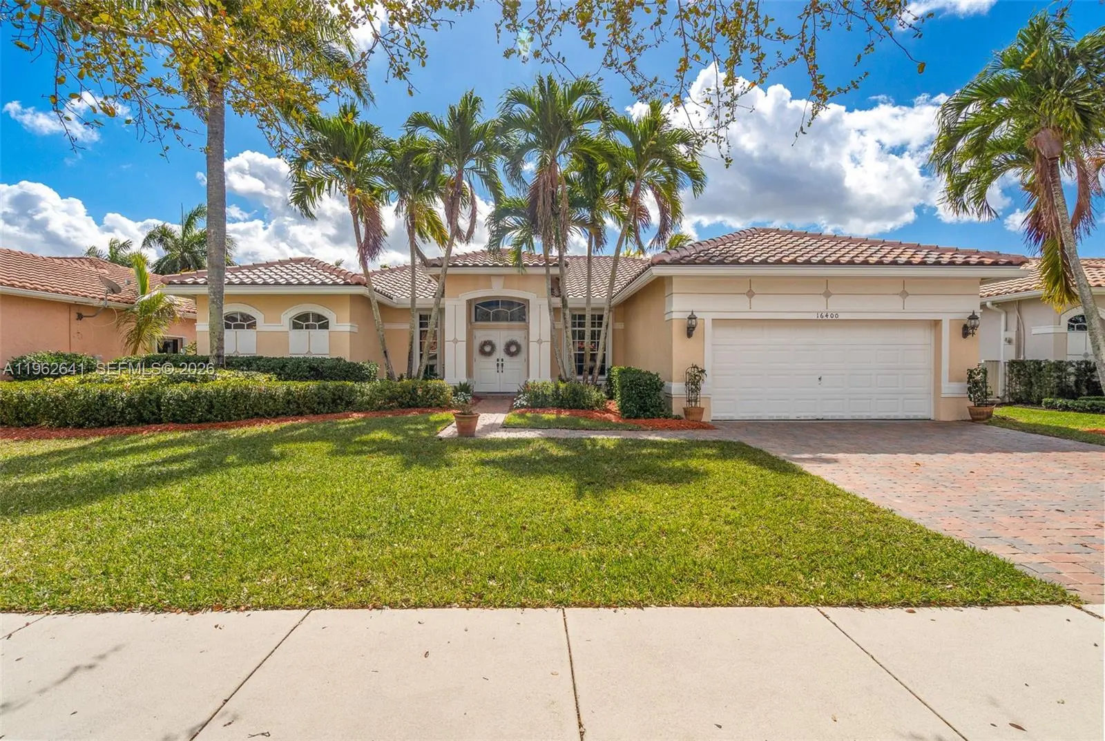 Photo of Listing #A11962641