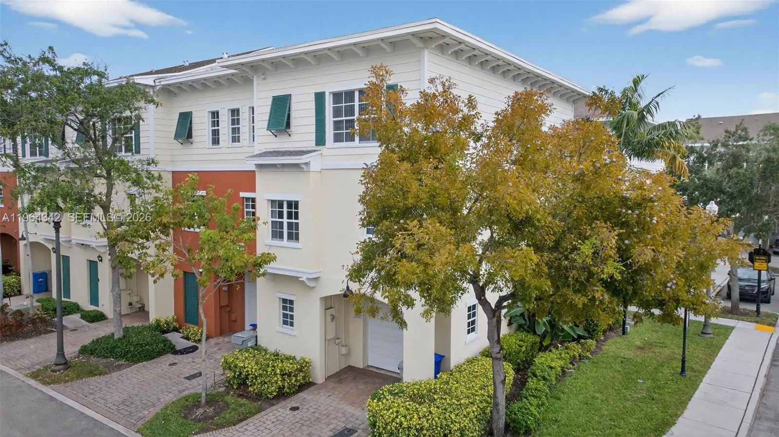 Photo of Listing #A11964342