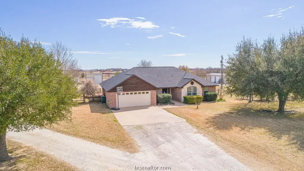 7374 Harris Lane, Bryan