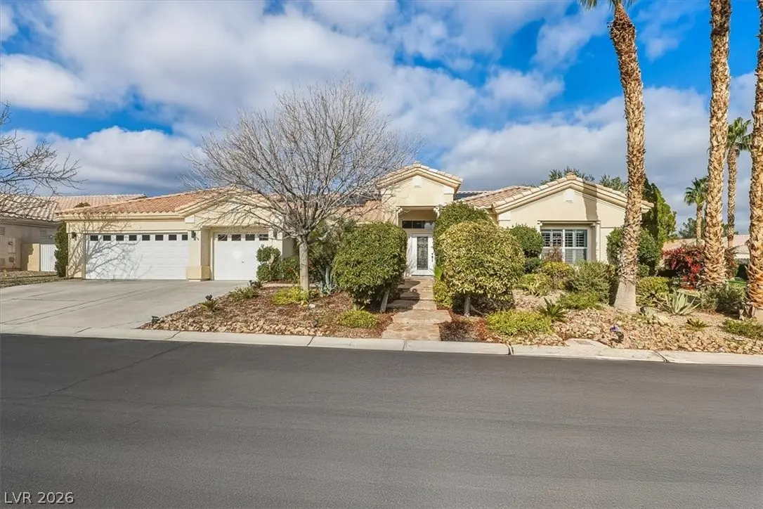 Photo of Listing #2756123