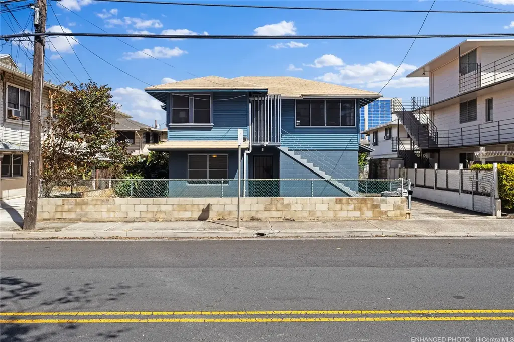 1142 Kamaile Street, Honolulu