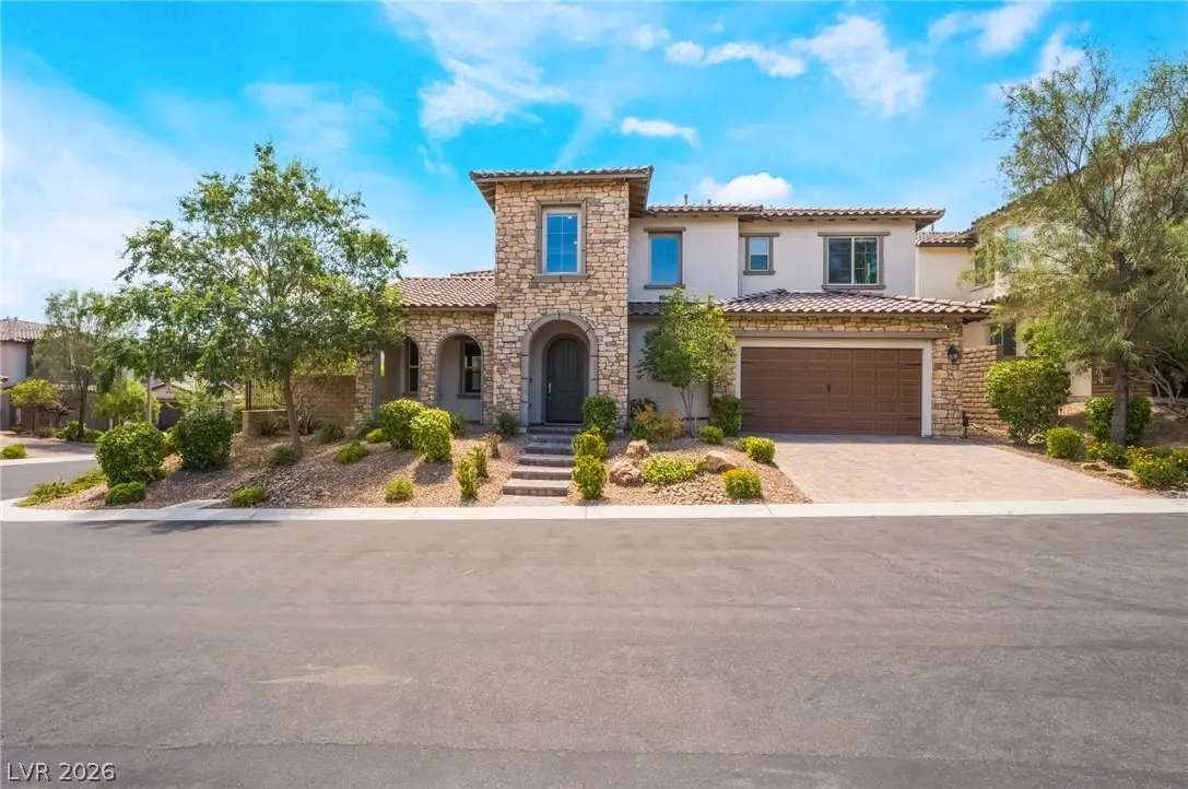 Photo of Listing #2756203