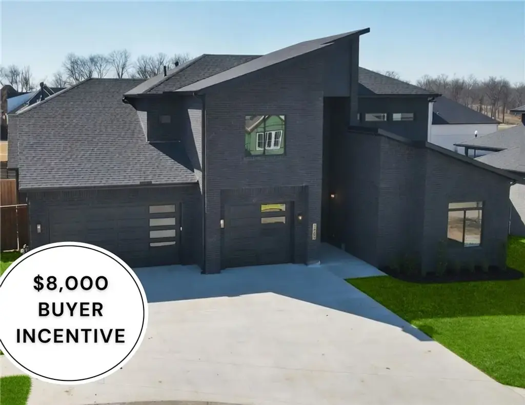 3409 Sw Starburst Avenue, Bentonville